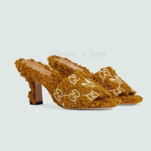 SOLD! NEW GUCCI x ADIDAS GG Trefoil Logo Traveler Faux Fur Heels Pumps EU 38 - Picture 5 of 8